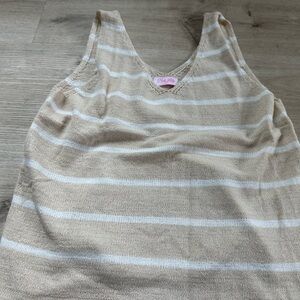 Beige and white cropped sweater top new pink Lily.